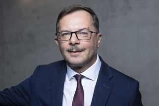 Na hypotéku musí mít domácnost 90 tisíc čistého, říká viceguvernér ČNB Frait - Seznam Zprávy